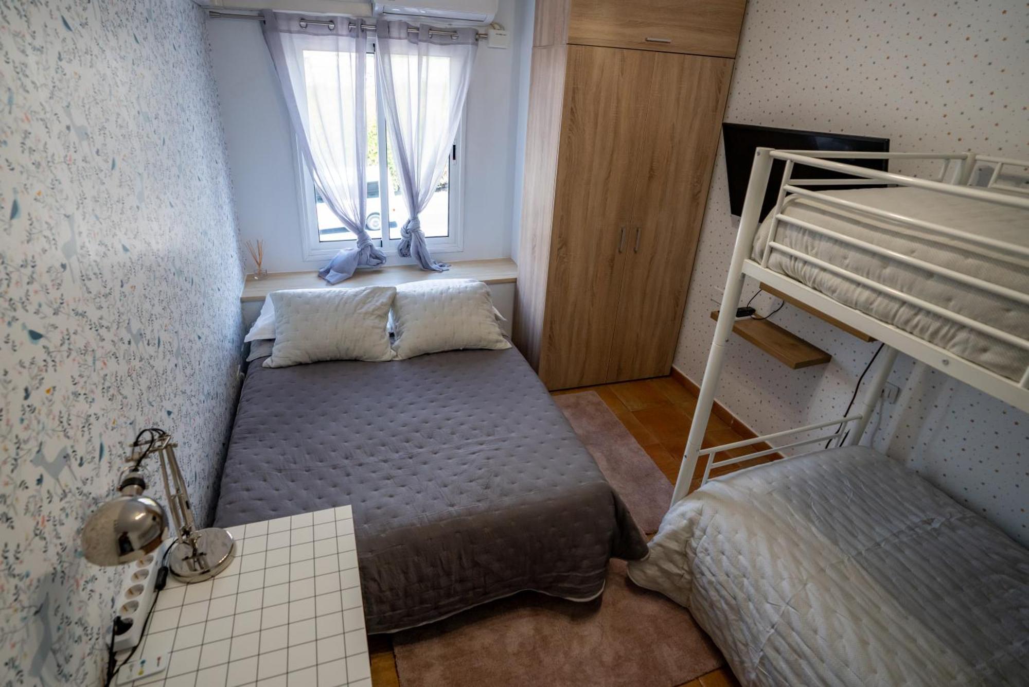 Casa Julio - Alcala Complete Coastal Retreat - Entire Apartment - 3 Min Walk From The Ocean - Shared Entrance With Host מראה חיצוני תמונה