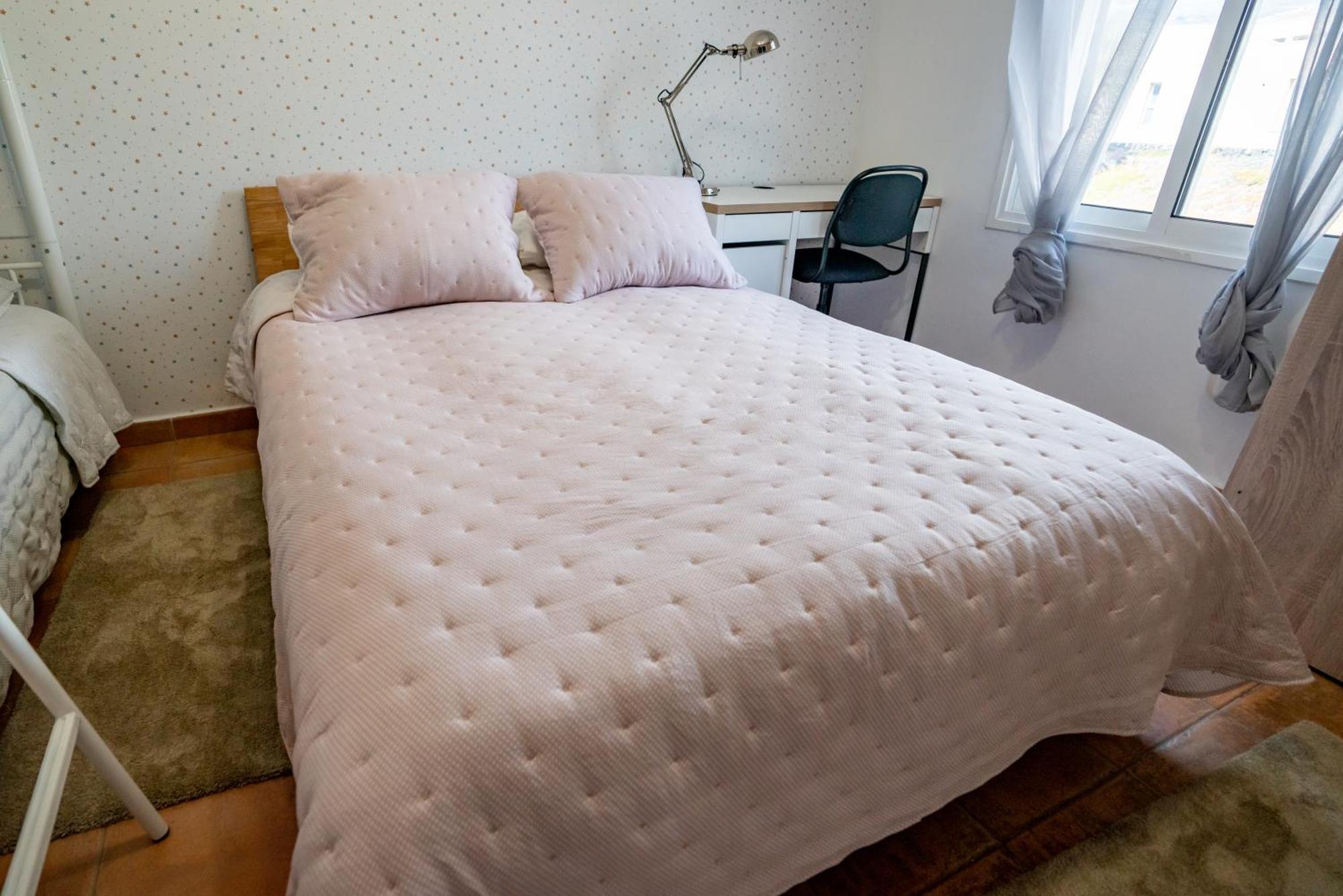 Casa Julio - Alcala Complete Coastal Retreat - Entire Apartment - 3 Min Walk From The Ocean - Shared Entrance With Host מראה חיצוני תמונה