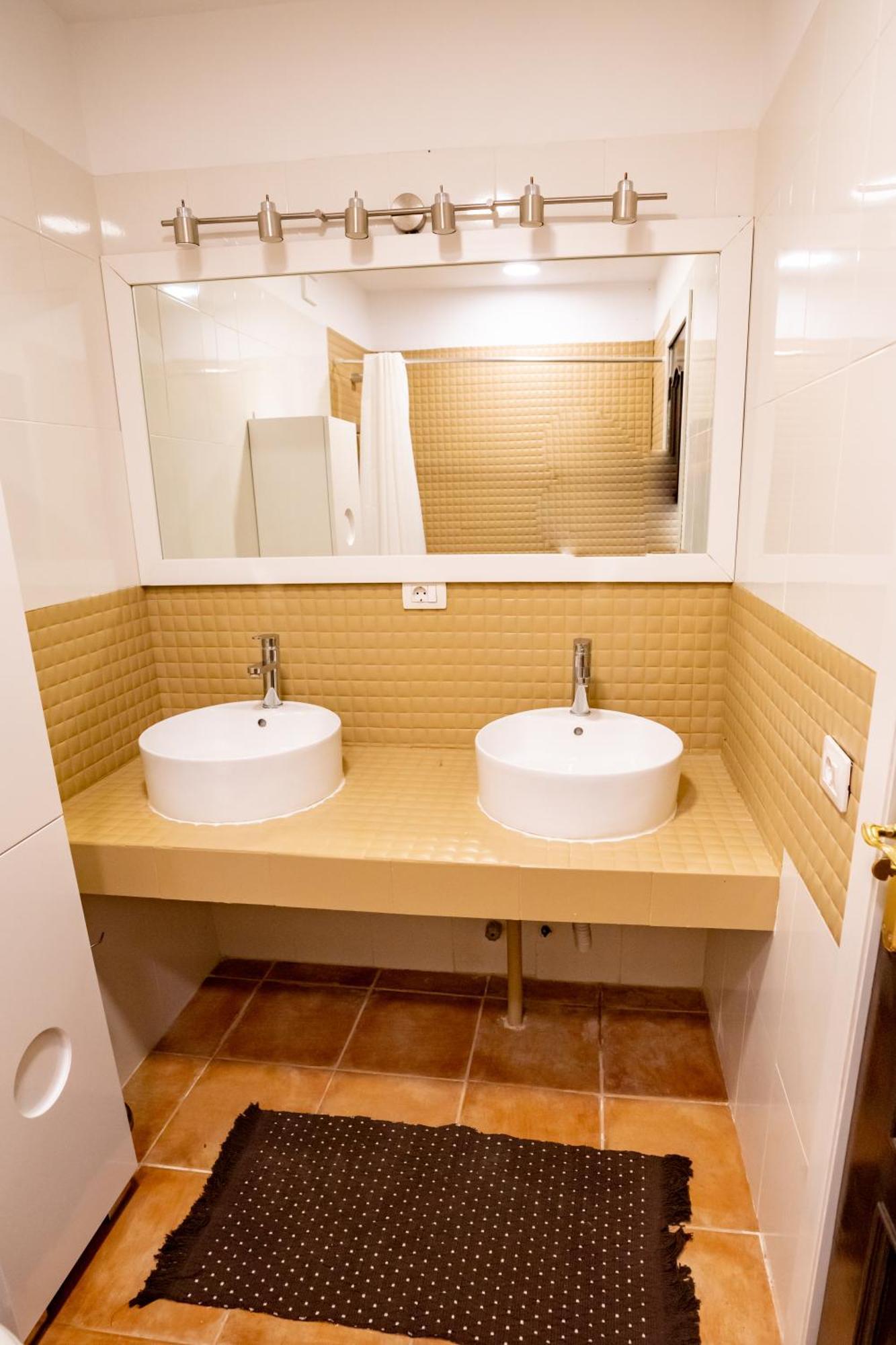 Casa Julio - Alcala Complete Coastal Retreat - Entire Apartment - 3 Min Walk From The Ocean - Shared Entrance With Host מראה חיצוני תמונה