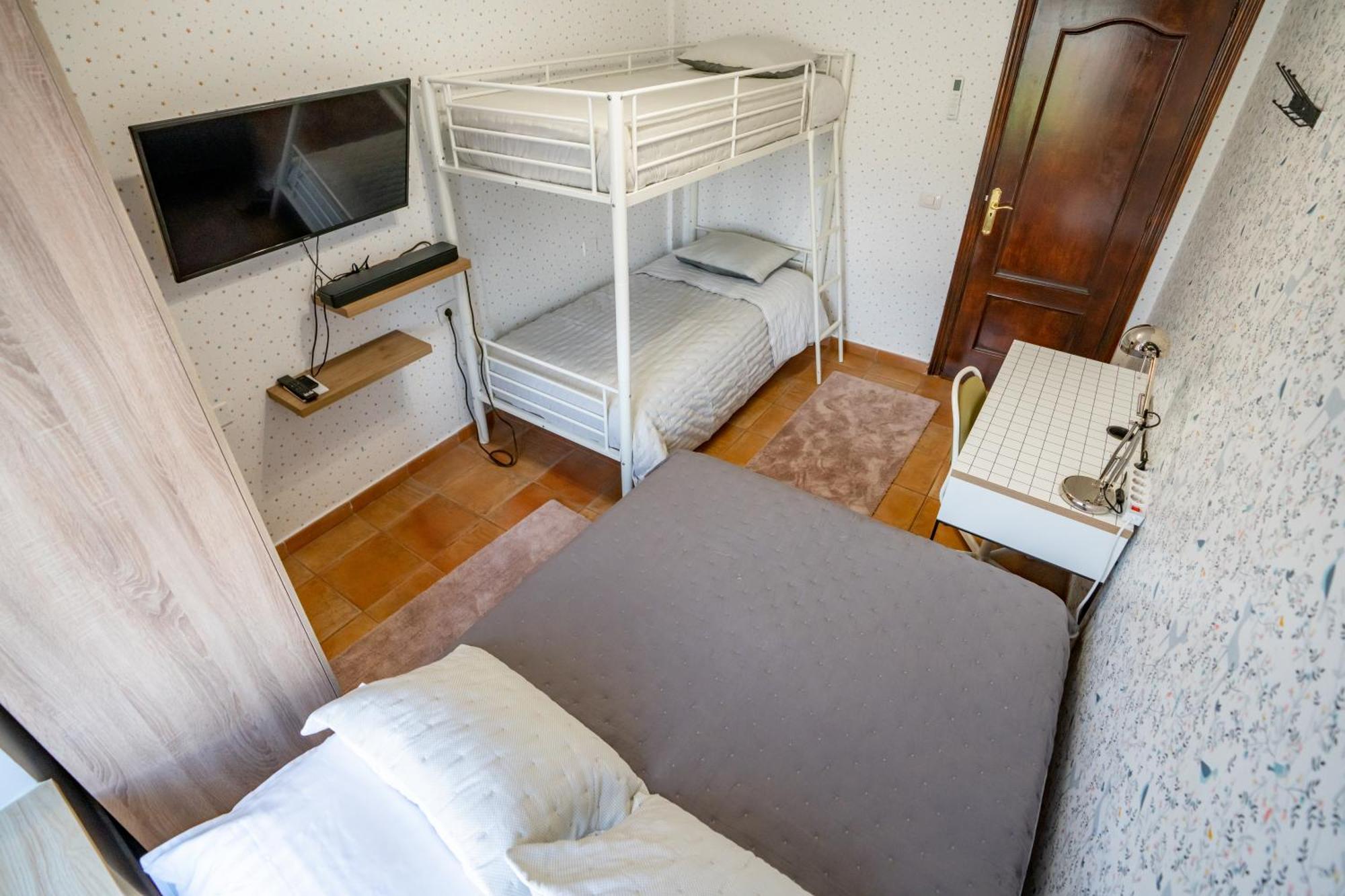 Casa Julio - Alcala Complete Coastal Retreat - Entire Apartment - 3 Min Walk From The Ocean - Shared Entrance With Host מראה חיצוני תמונה